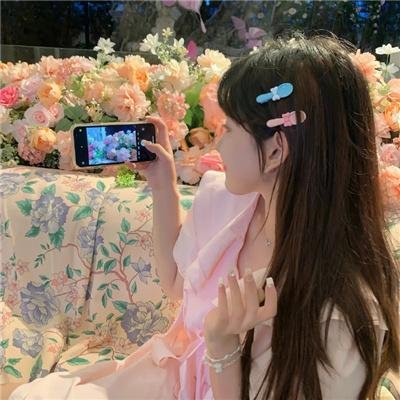 爱在初春惊变时